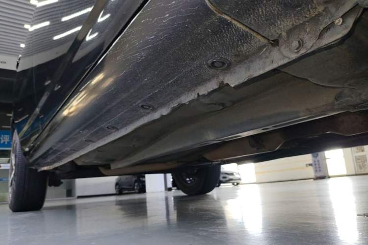 Used Toyota Corolla EX 2013 1.6L Manual Excellence Edition Right Side Sill