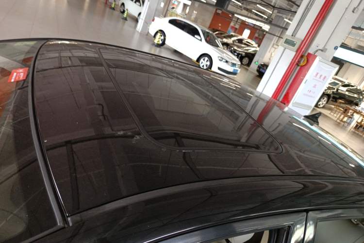 Used Toyota Corolla EX 2013 1.6L Automatic Excellence Edition Roof