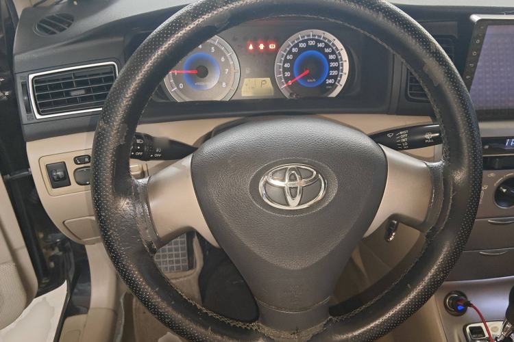 Used Toyota Corolla EX 2013 1.6L Automatic Luxury Edition Steering Wheel