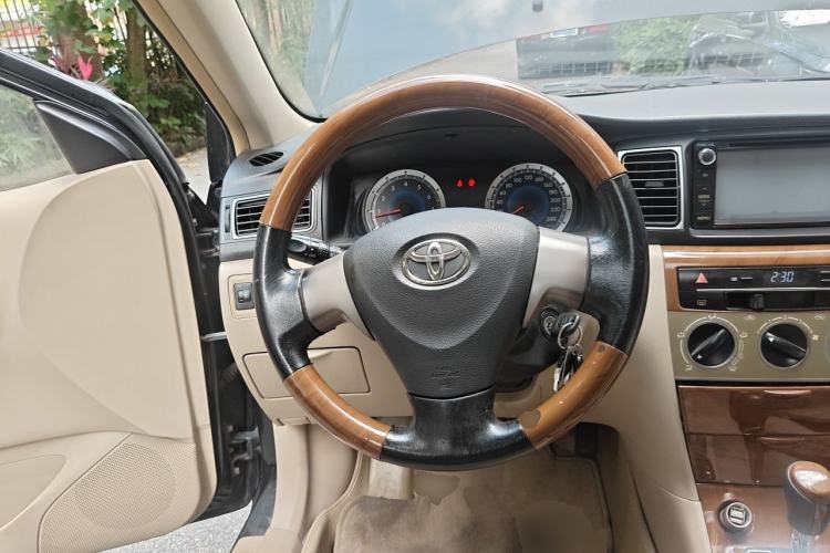 Used Toyota Corolla EX 2013 1.6L Automatic Luxury Edition Steering Wheel