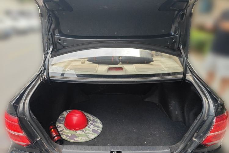 Used Toyota Corolla EX 2013 1.6L Automatic Luxury Edition Trunk