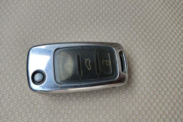 Used Toyota Corolla EX 2013 1.6L Manual Value Edition Vehicle Key