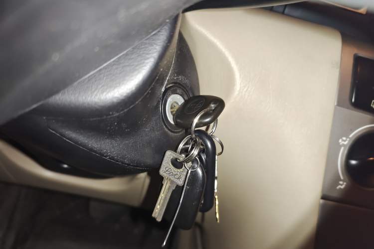 Used Toyota Corolla EX 2013 1.6L Automatic Excellence Edition Vehicle Key