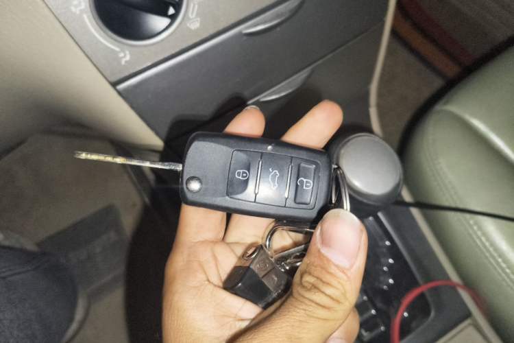 Used Toyota Corolla EX 2013 1.6L Automatic Luxury Edition Vehicle Key