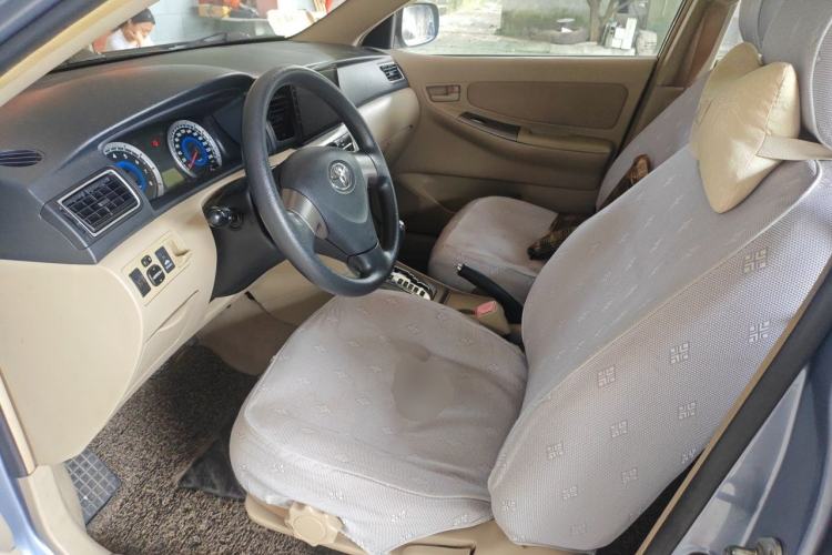 Used Toyota Corolla EX 2013 1.6L Automatic Excellence Edition Driver Seat