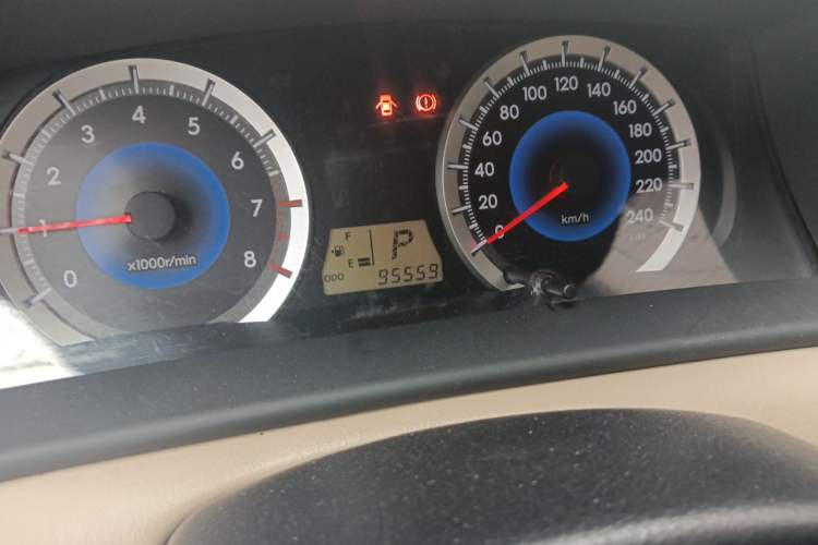 Used Toyota Corolla EX 2013 1.6L Automatic Excellence Edition Odometer Close Up