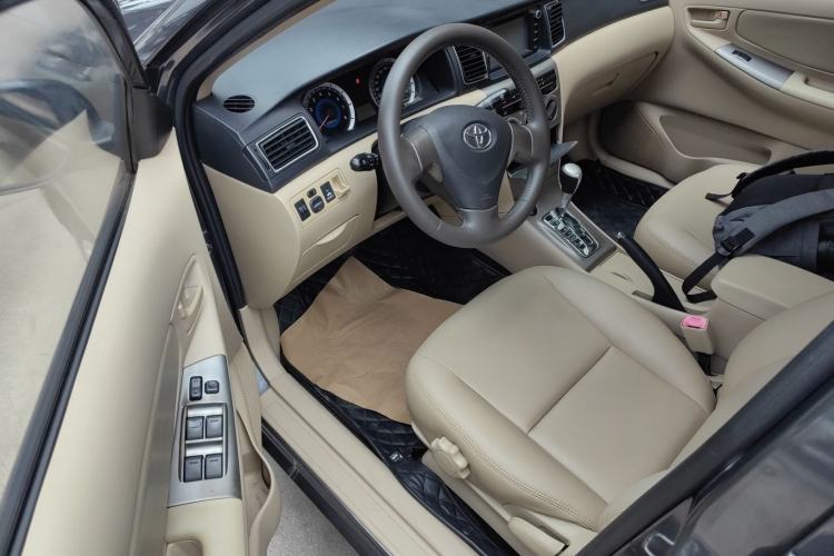 Used Toyota Corolla EX 2013 1.6L Automatic Excellence Edition Driver Seat