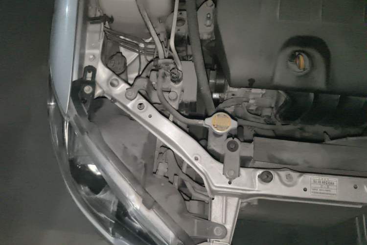 Used Toyota Corolla EX 2013 1.6L Automatic Excellence Edition Engine Bay Right