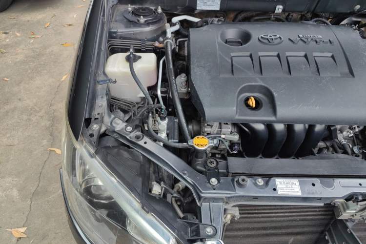 Used Toyota Corolla EX 2013 1.6L Automatic Excellence Edition Engine Bay Right