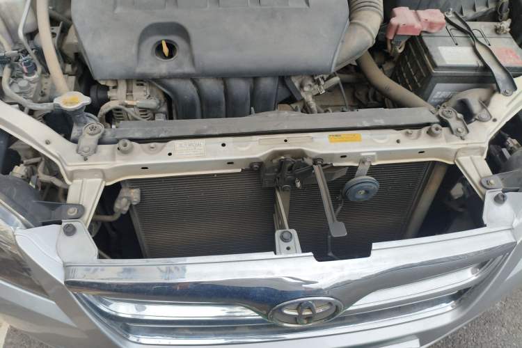 Used Toyota Corolla EX 2013 1.6L Automatic Luxury Edition Engine Bay