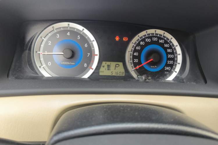 Used Toyota Corolla EX 2013 1.6L Automatic Excellence Edition Odometer Close Up
