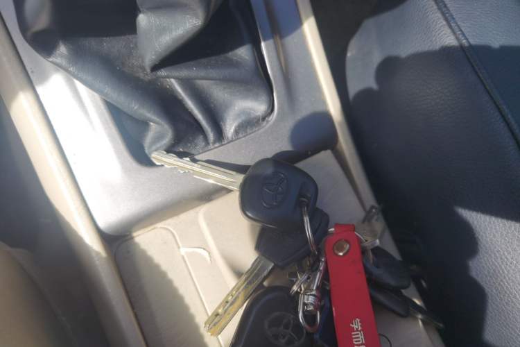 Used Toyota Corolla EX 2013 1.6L Manual Luxury Edition Vehicle Key