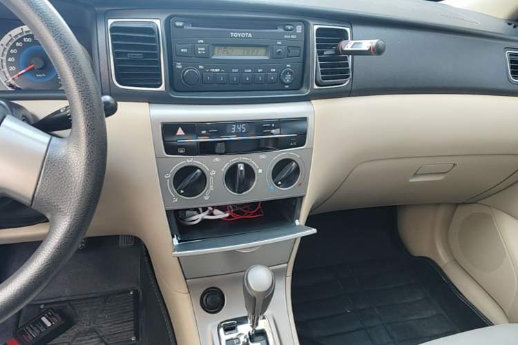 Used Toyota Corolla EX 2013 1.6L Automatic Excellence Edition Audio And AC Panel