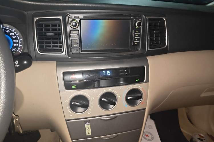 Used Toyota Corolla EX 2013 1.6L Automatic Luxury Edition Audio And AC Panel