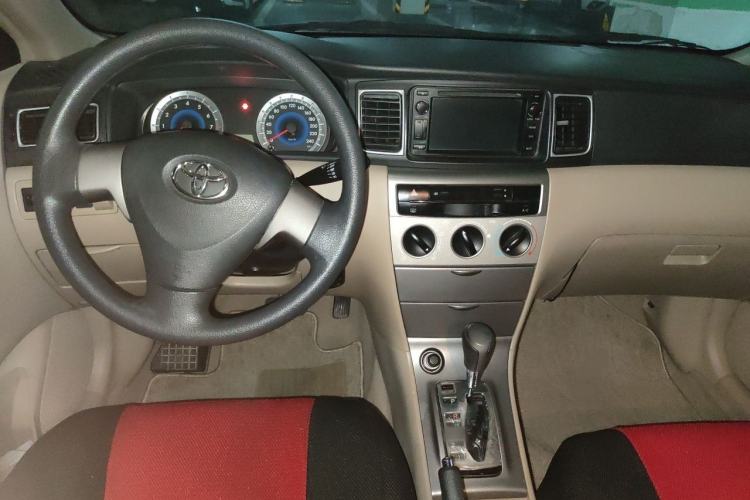 Used Toyota Corolla EX 2013 1.6L Automatic Excellence Edition Center Console
