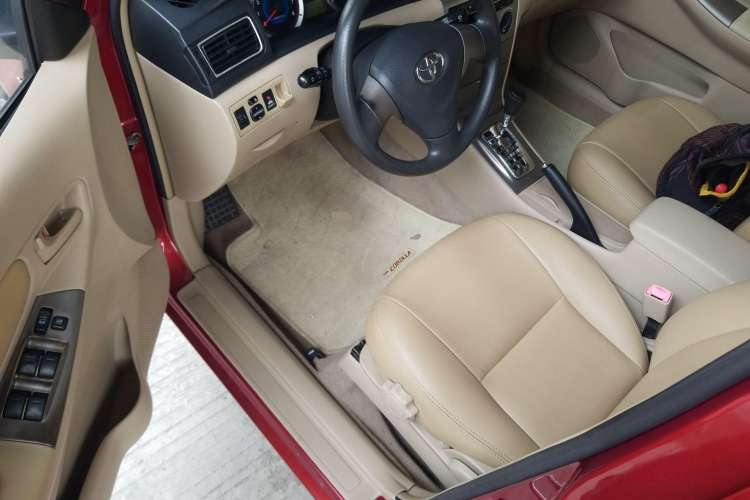 Used Toyota Corolla EX 2013 1.6L Automatic Excellence Edition Driver Seat