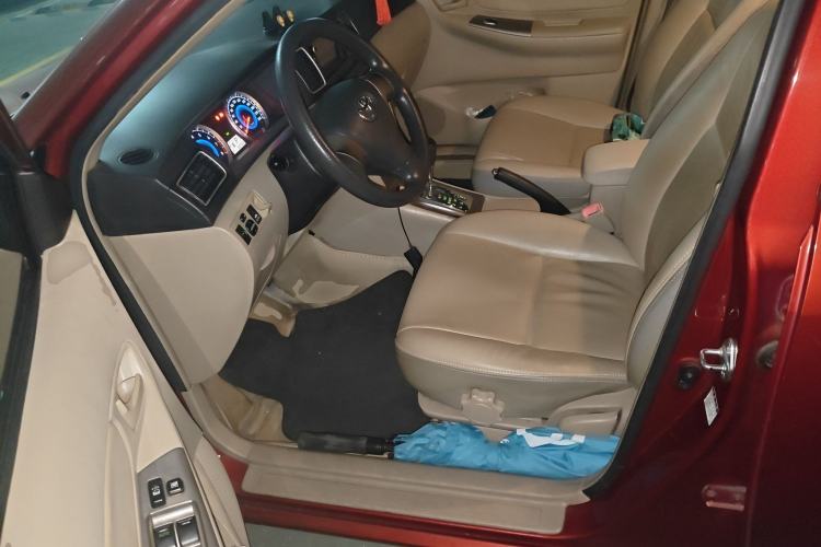 Used Toyota Corolla EX 2013 1.6L Automatic Luxury Edition Driver Seat