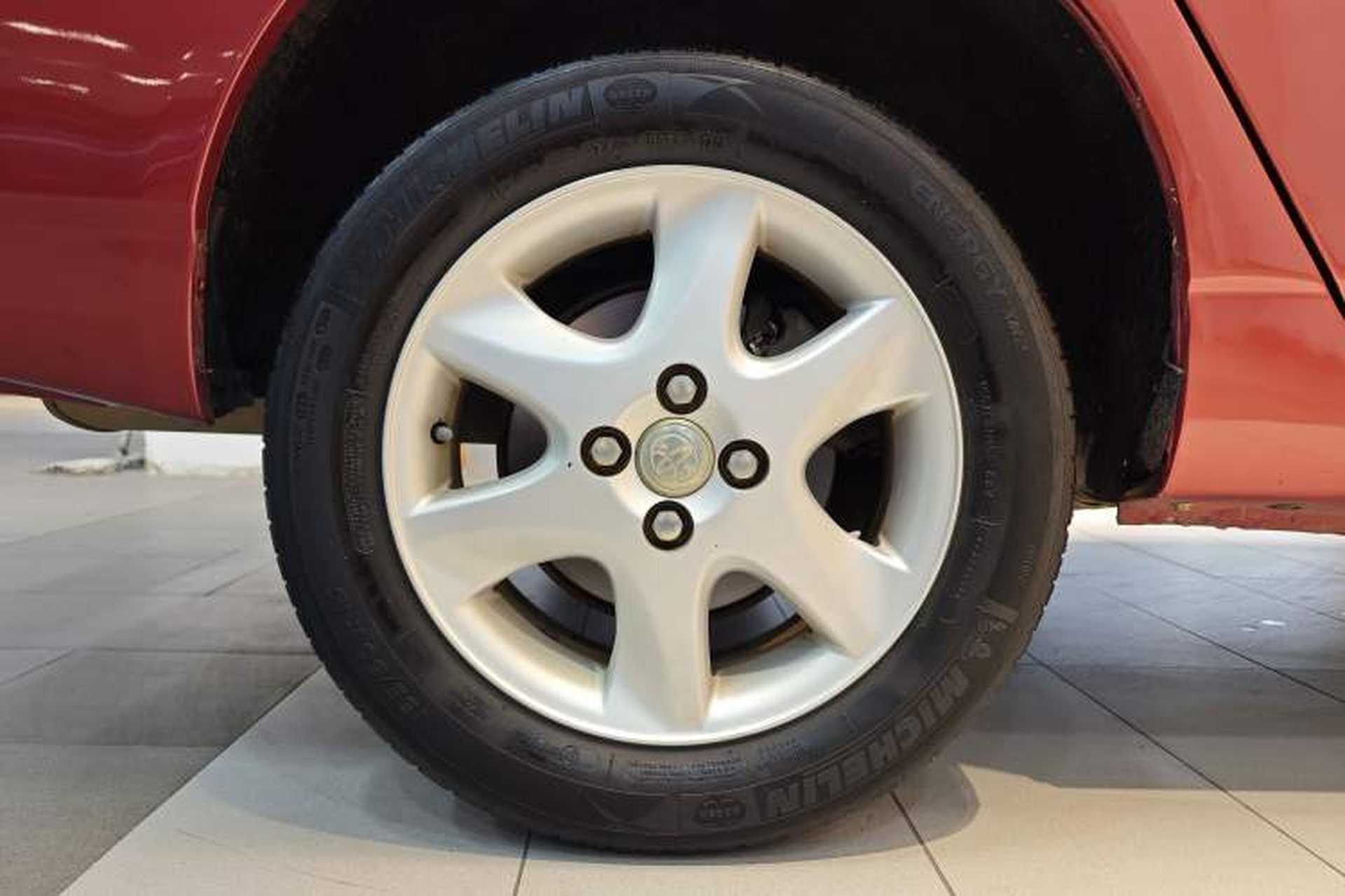 Used Toyota Corolla EX 2013 1.6L Automatic Excellence Edition Exterior 12