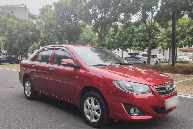 Used Toyota Corolla EX 2013 1.6L Automatic Excellence Edition Exterior 2