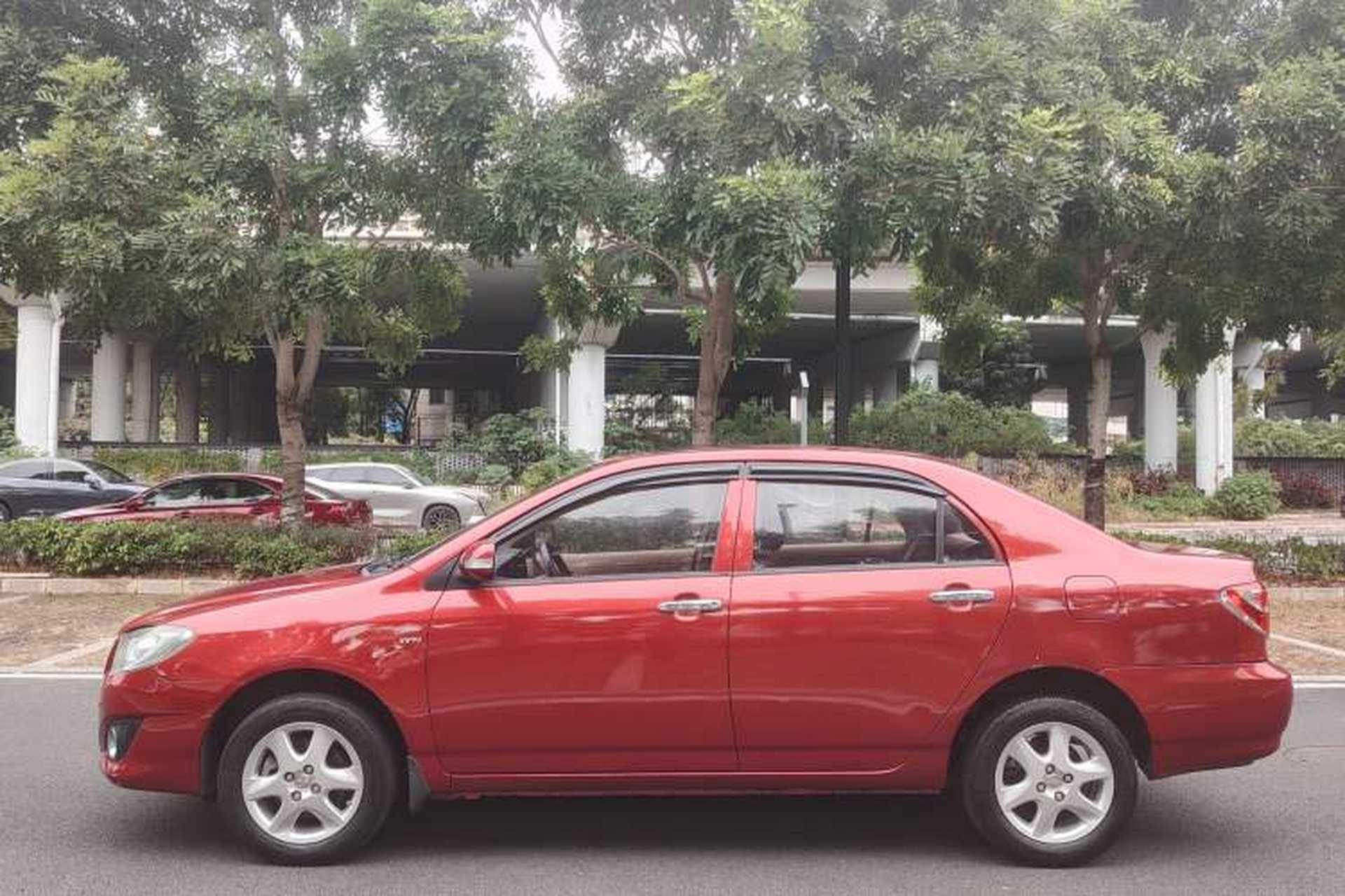 Used Toyota Corolla EX 2013 1.6L Automatic Excellence Edition Exterior 6