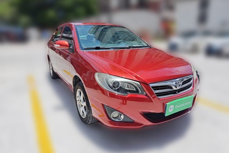Used Toyota Corolla EX 2013 1.6L Automatic Luxury Edition Front Right 45 Deg