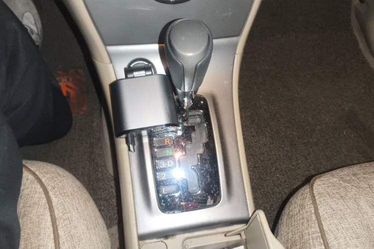 Used Toyota Corolla EX 2013 1.6L Automatic Excellence Edition Gear Lever