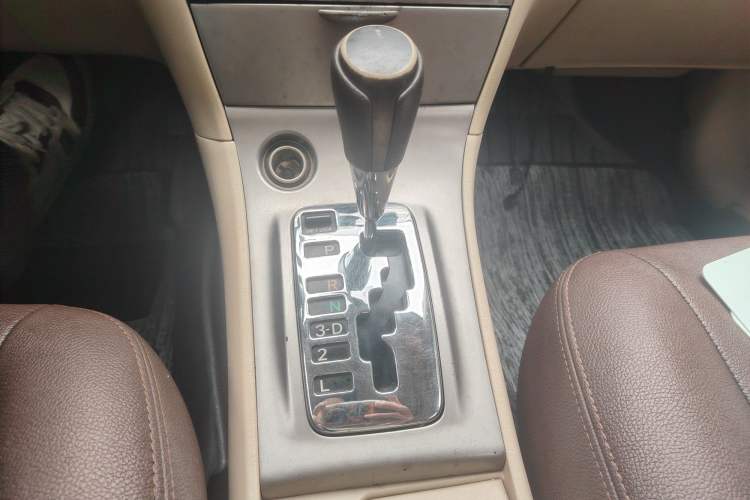 Used Toyota Corolla EX 2013 1.6L Automatic Excellence Edition Interior 11