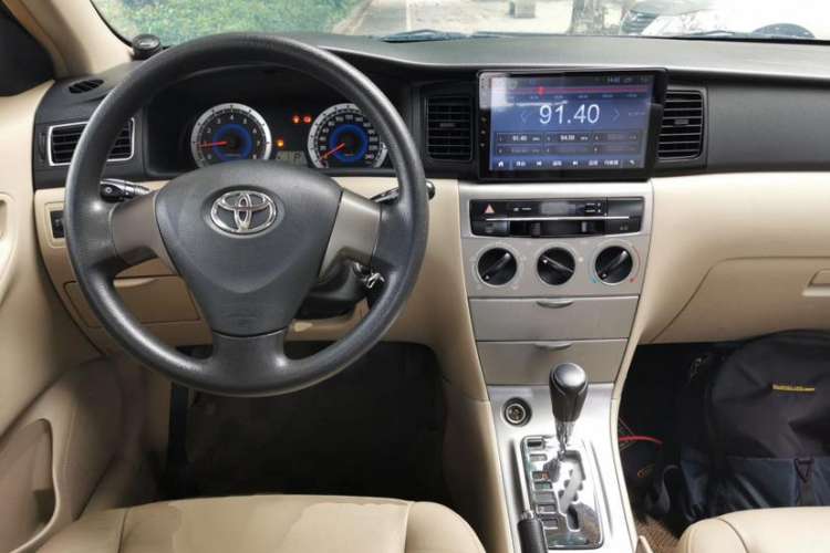 Used Toyota Corolla EX 2013 1.6L Automatic Luxury Edition Interior 2