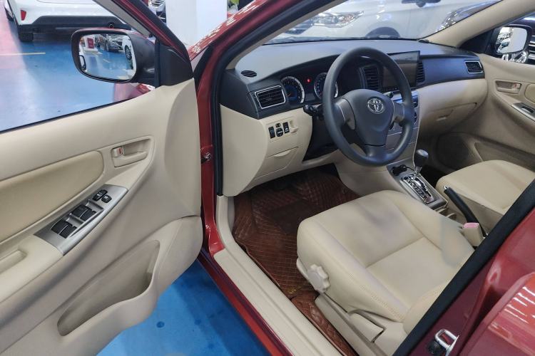 Used Toyota Corolla EX 2013 1.6L Automatic Excellence Edition Interior 2