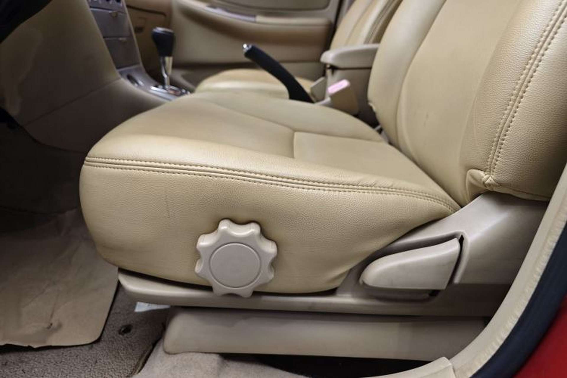 Used Toyota Corolla EX 2013 1.6L Automatic Excellence Edition Interior 3