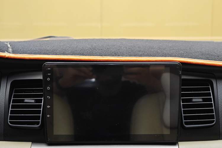 Used Toyota Corolla EX 2013 1.6L Automatic Excellence Edition Interior 6