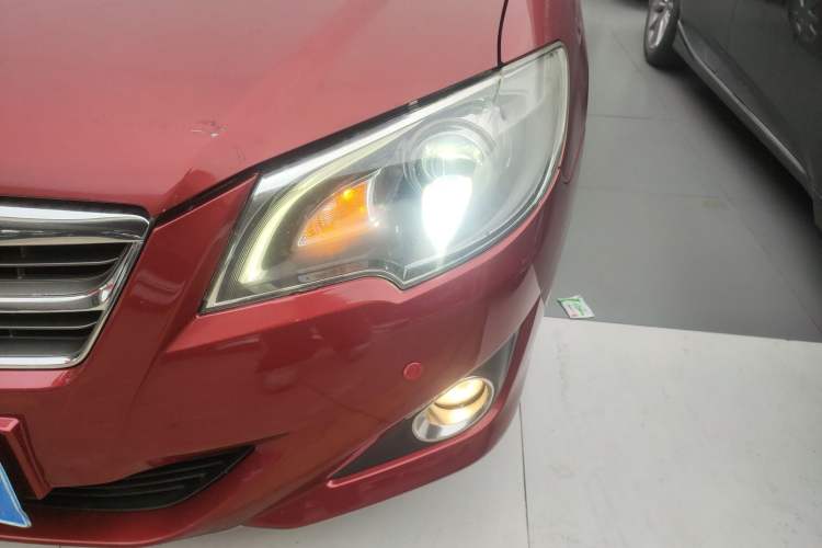 Used Toyota Corolla EX 2013 1.6L Automatic Excellence Edition Left Front Headlight