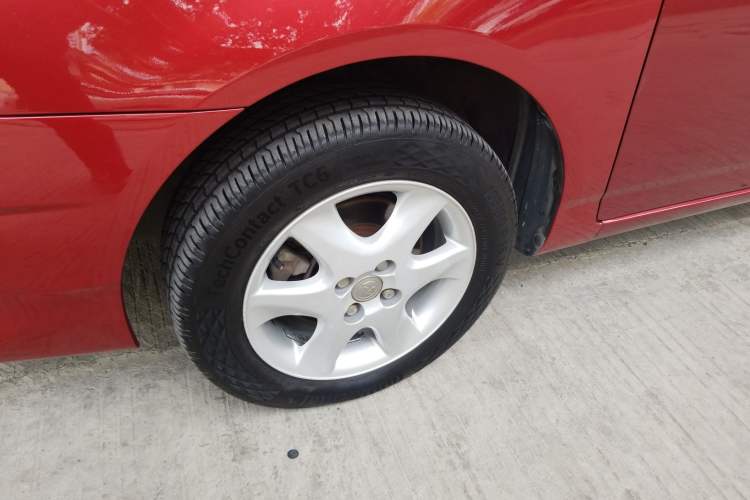 Used Toyota Corolla EX 2013 1.6L Automatic Excellence Edition Left Front Wheel Hub