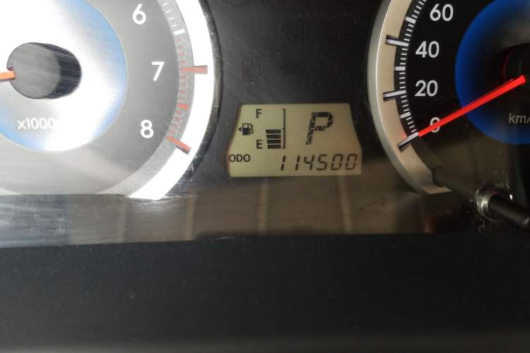 Used Toyota Corolla EX 2013 1.6L Automatic Excellence Edition Odometer Close Up