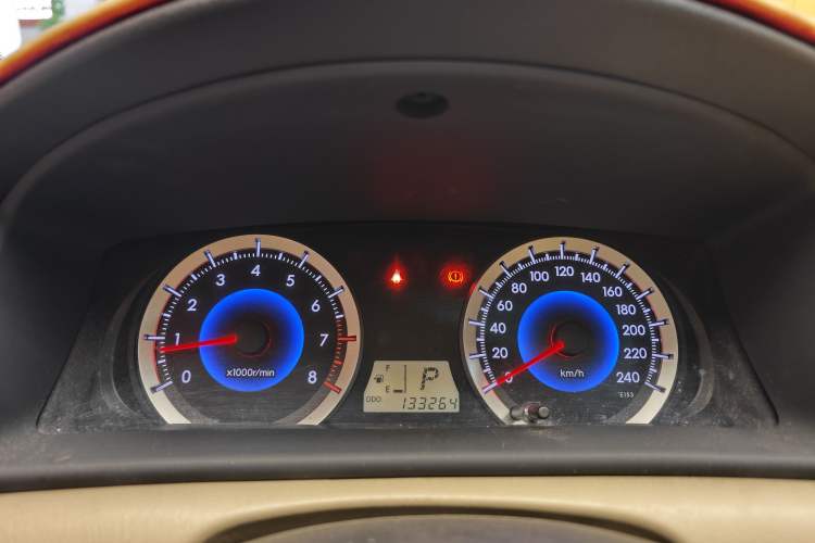 Used Toyota Corolla EX 2013 1.6L Automatic Excellence Edition Odometer Close Up