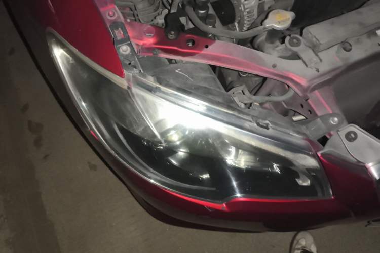 Used Toyota Corolla EX 2013 1.6L Automatic Excellence Edition Right Front Headlight