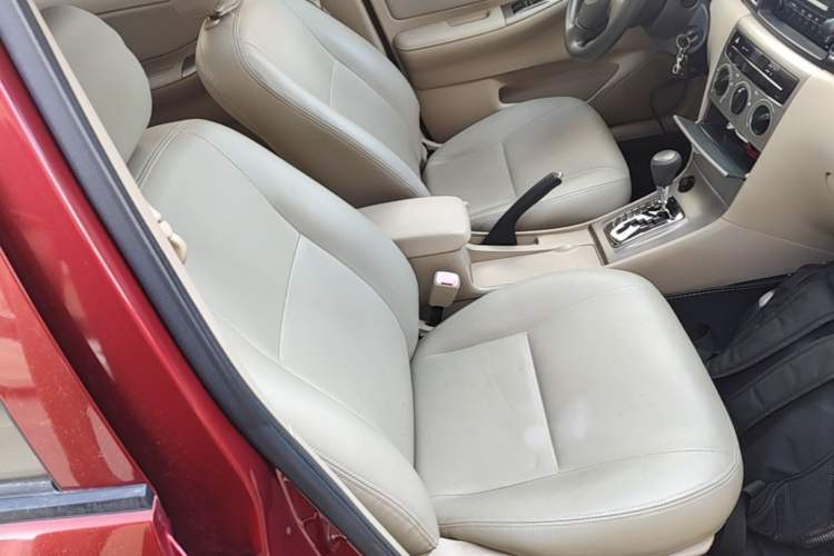 Used Toyota Corolla EX 2013 1.6L Automatic Excellence Edition Right Front Seat