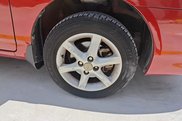 Used Toyota Corolla EX 2013 1.6L Automatic Luxury Edition Right Front Wheel Hub