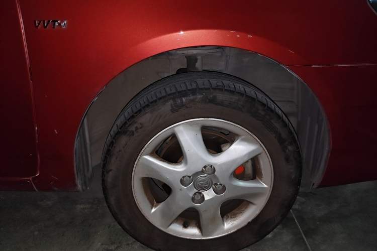 Used Toyota Corolla EX 2013 1.6L Automatic Luxury Edition Right Front Wheel Hub