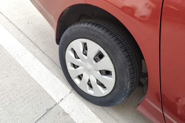 Used Toyota Corolla EX 2013 1.6L Automatic Excellence Edition Right Rear Wheel Hub