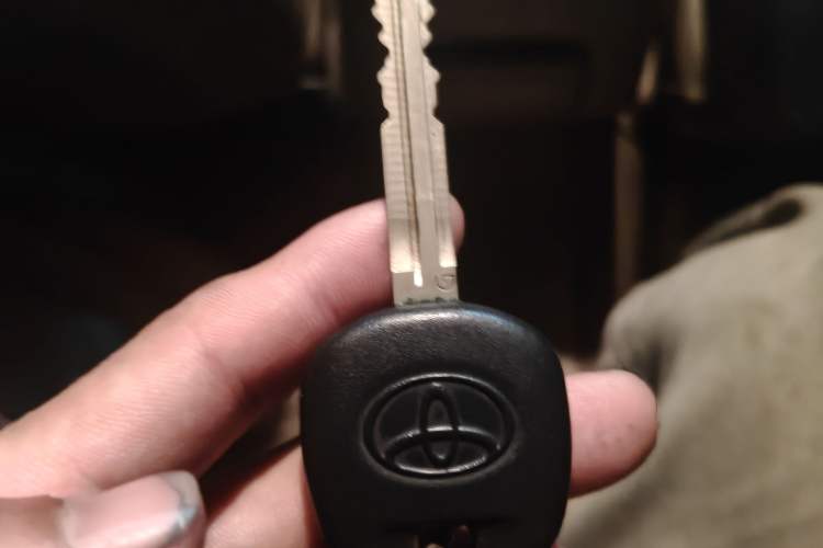 Used Toyota Corolla EX 2013 1.6L Automatic Luxury Edition Vehicle Key