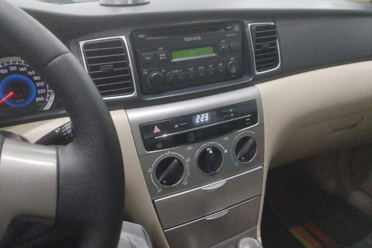Used Toyota Corolla EX 2013 1.6L Automatic Excellence Edition Audio And AC Panel
