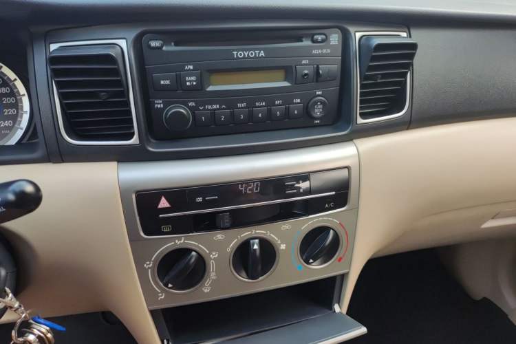 Used Toyota Corolla EX 2013 1.6L Automatic Excellence Edition Audio And AC Panel