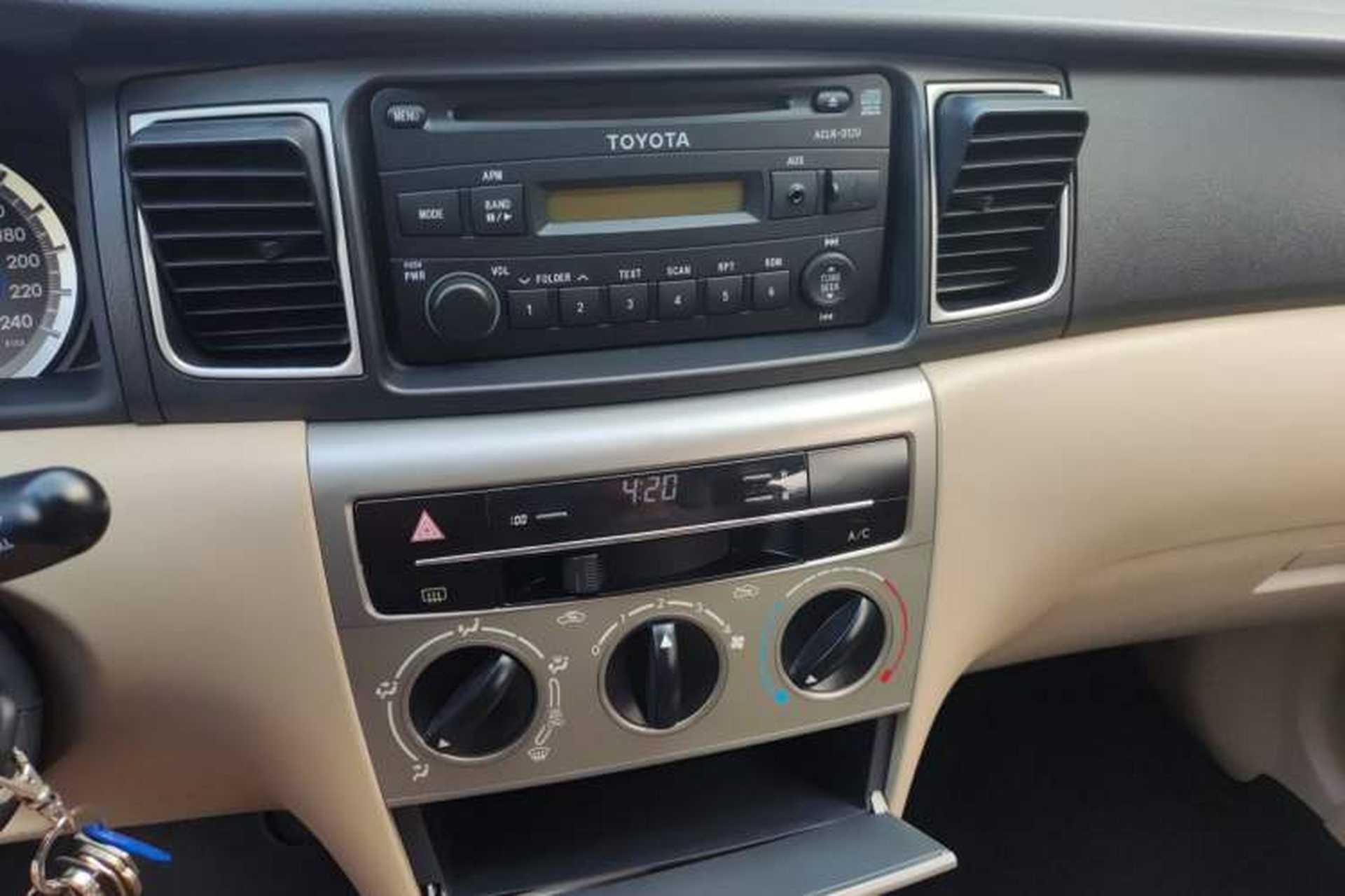 Used Toyota Corolla EX 2013 1.6L Automatic Excellence Edition Audio And AC Panel