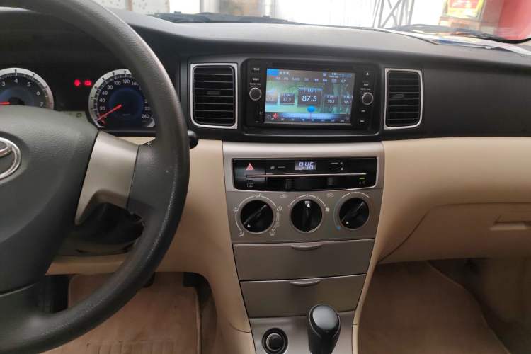 Used Toyota Corolla EX 2013 1.6L Automatic Excellence Edition Audio And AC Panel