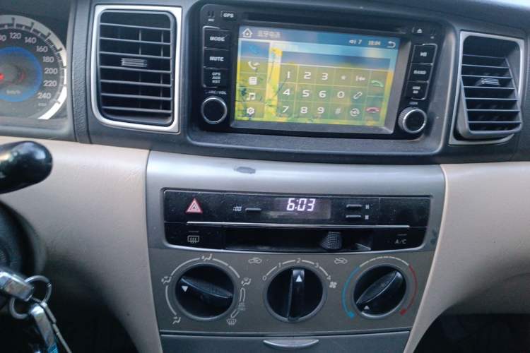 Used Toyota Corolla EX 2013 1.6L Manual Luxury Edition Audio And AC Panel