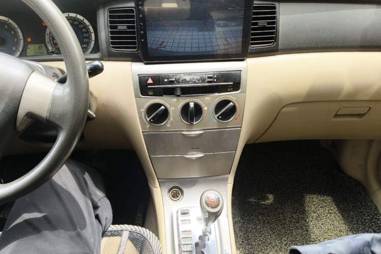 Used Toyota Corolla EX 2013 1.6L Automatic Excellence Edition Audio And AC Panel
