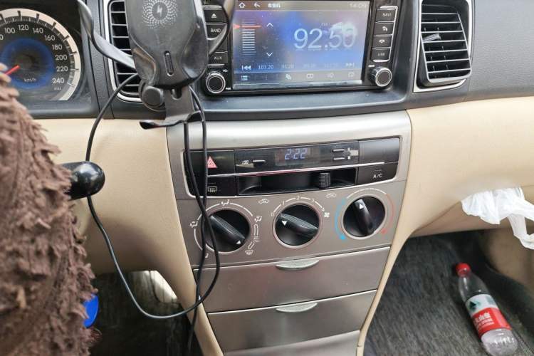 Used Toyota Corolla EX 2013 1.6L Automatic Excellence Edition Audio And AC Panel