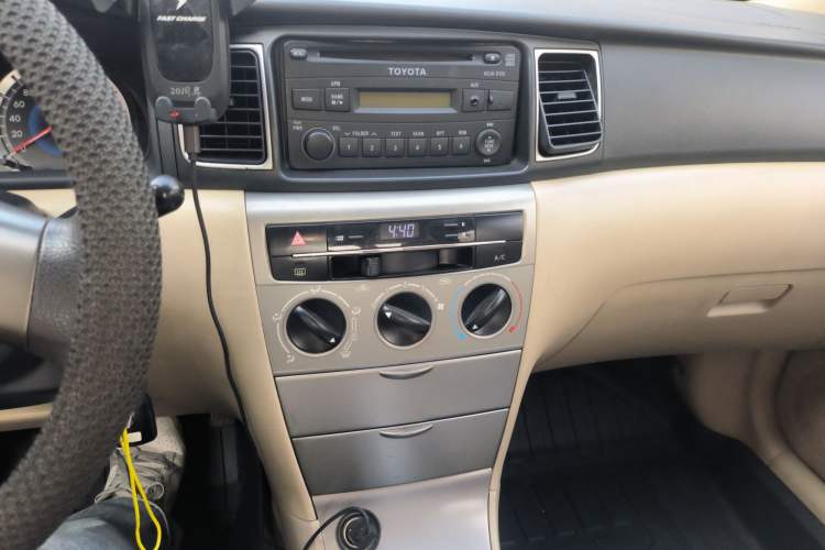 Used Toyota Corolla EX 2013 1.6L Automatic Excellence Edition Audio And AC Panel