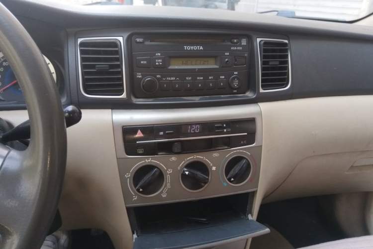 Used Toyota Corolla EX 2013 1.6L Automatic Excellence Edition Audio And AC Panel